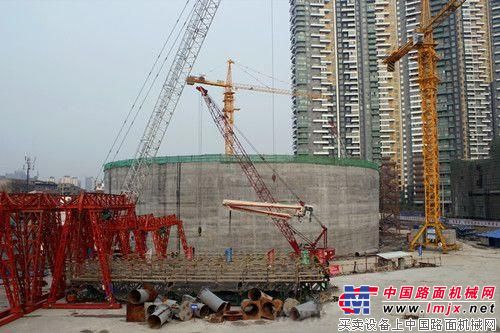 武汉鹦鹉洲大桥北锚碇沉井最后一次接高顺利完成