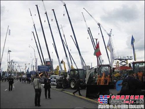 方圆集团参展俄罗斯CTT2012展会