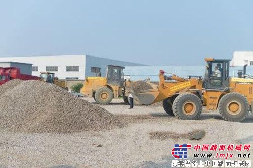 龙工D系列装载机