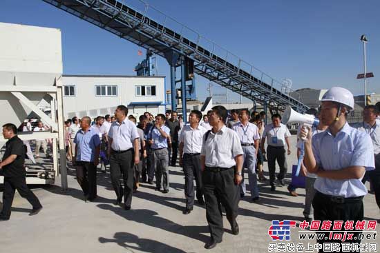 新疆客户亲临天筑建设(集团)