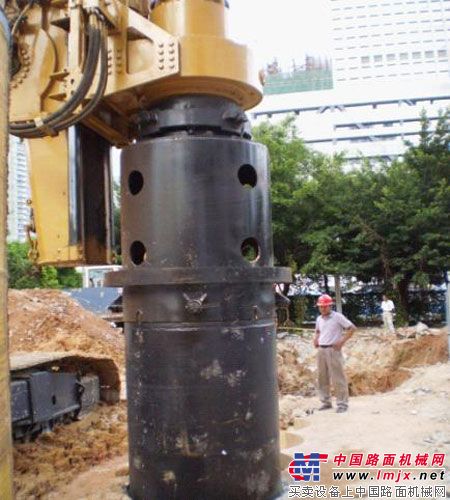 现场指导试桩施工