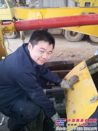 湖北程刚:欢迎泵车回家过年