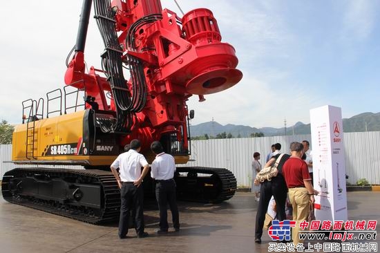 客户现场了解三一C10系列旋挖钻机新品