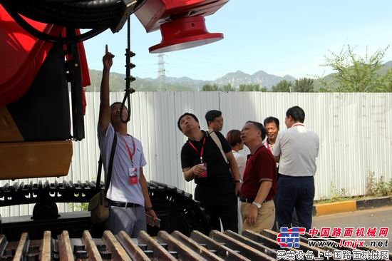 客户现场了解三一C10系列旋挖钻机新品