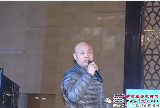 成交1500万 徐工道路“全身心服务”再升级长春站红遍四海八荒