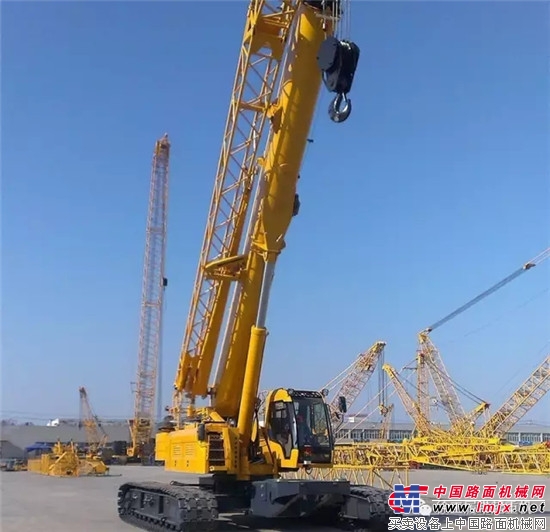 徐工XGC55T伸缩臂履带起重机,北海建设的“得力助手”