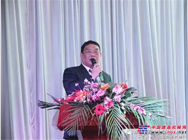 成交1500万 徐工道路“全身心服务”再升级走进“锦绣太原城”