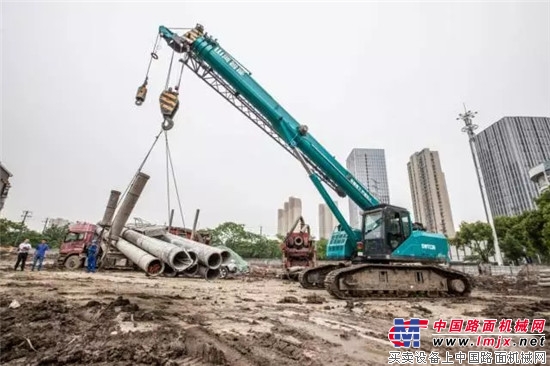 你想要的完美搭档在这里——山河智能伸缩臂履带起重机