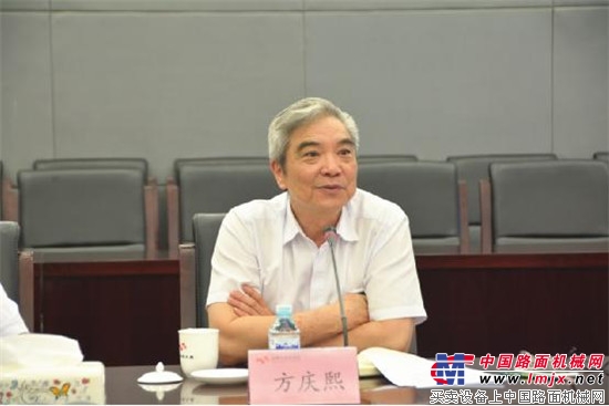 南方路机与中国预拌砂浆分会携手助力行业装备飞跃发展