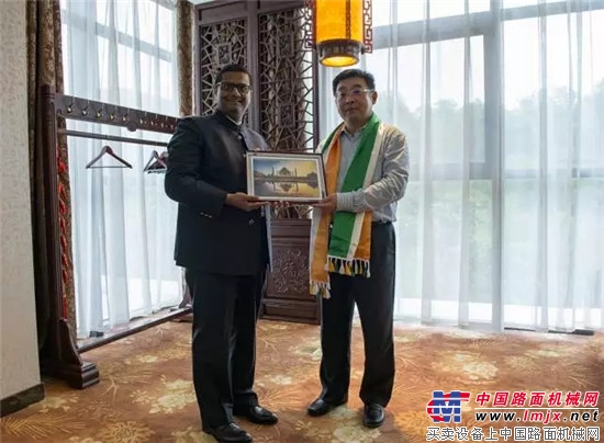印度驻上海总领事古光明访问徐工:徐工在印度的发展正处于黄金期!