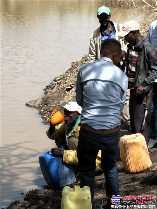 国之重器大爱无疆 徐工集团捐建非洲水窖公益项目正式竣工