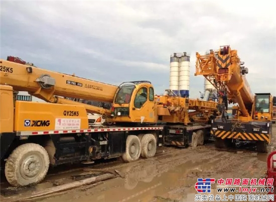 壮观!26台徐工起重齐现马来西亚电建工地!