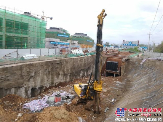 泰信机械KR80小型旋挖钻机参与汉中地下管廊建设