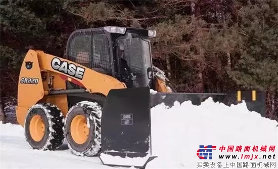 迎战40℃“滚烫”高温,凯斯带你重返冰天雪地