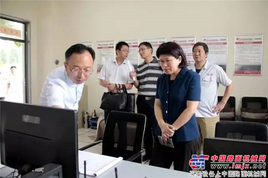 中国交建安全质量环保监督部总经理曹信红调研西筑并授课