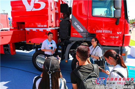 V5全新亮相 徐工携多款行业领先新品消防车炫爆北京国际消防展