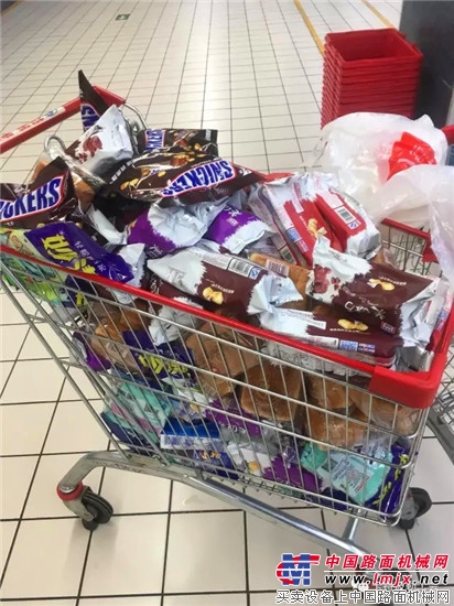 有freestyle, 我们还友爱环境!——卡特彼勒乐水行