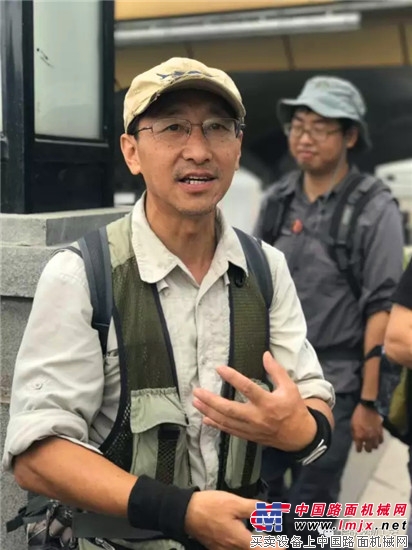 有freestyle, 我们还友爱环境!——卡特彼勒乐水行