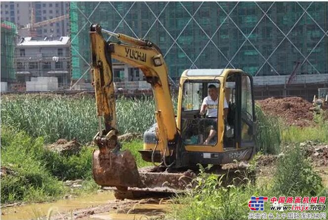 致富好帮手!玉柴挖机成张本宏“传家宝”