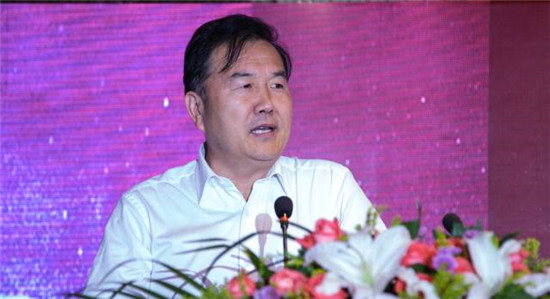 徐工集团副总经理、徐工道路总经理王庆祝当选路面与压实机械分会首任轮值会长