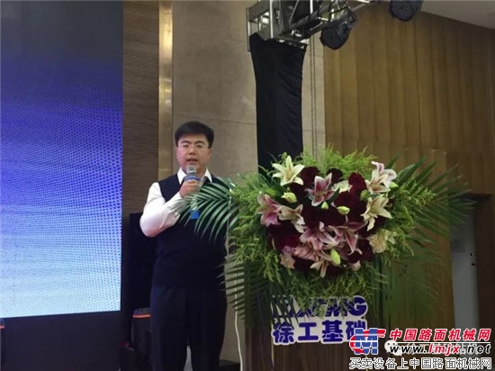 徐工掘进机耀目亮相中国国际采矿展