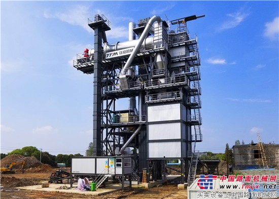 铁拓机械助力嘉兴新王公路工程建设的两个“大家伙”