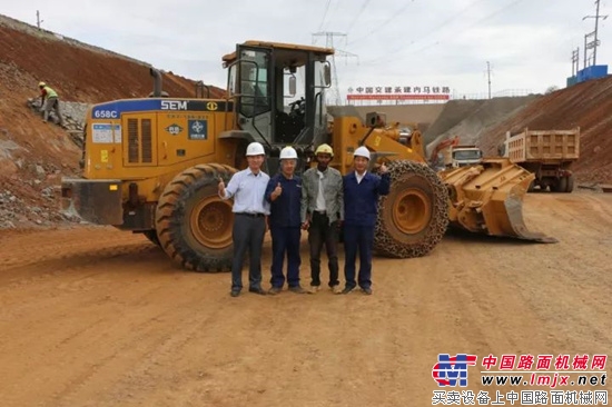 定制产品 精准服务:山工机械为“一带一路”沿线建设保驾护航