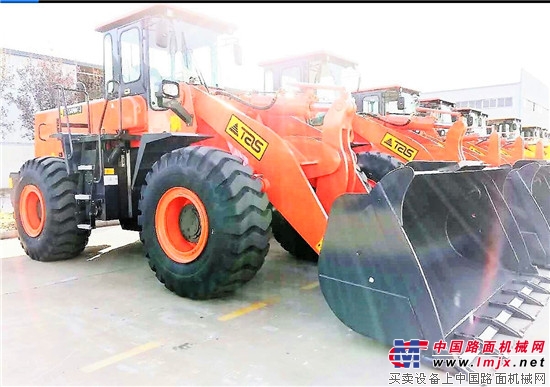 德工装载机新装踏上乌兹别克斯坦新征程