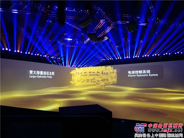 智同行,建未来 卡特彼勒举办新一代Cat®挖掘机媒体沟通日