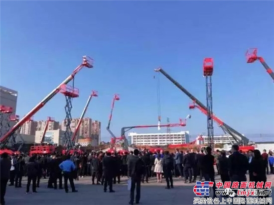 十年沉淀 破茧成蝶:星邦重工十周年庆精彩回顾