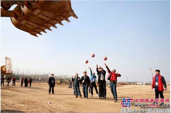 山工机械,助你完美开工赢取成功!