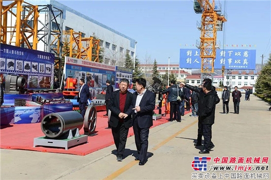 方圆集团2018年春季新产品展示订货会召开