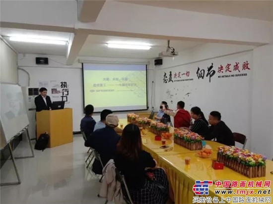 星邦重工2018年第一场高空平台交付仪式华丽开启