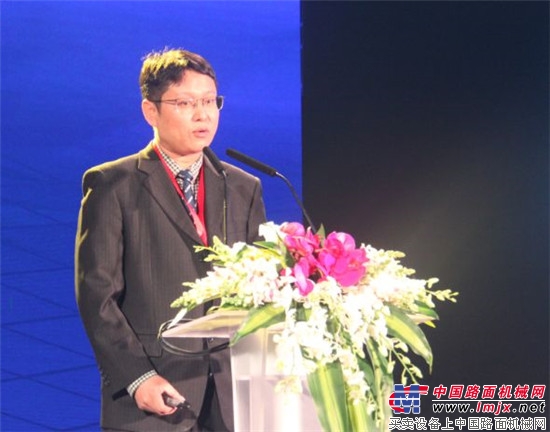 徐工起重机械:创新驱动 构建起重机产品核心竞争力