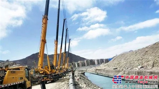 海拔4000米!拉萨河岸20台徐工起重机构筑亮丽风景线