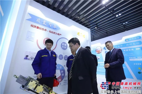 强强联合!徐工携手中建打造埃及“新首都”