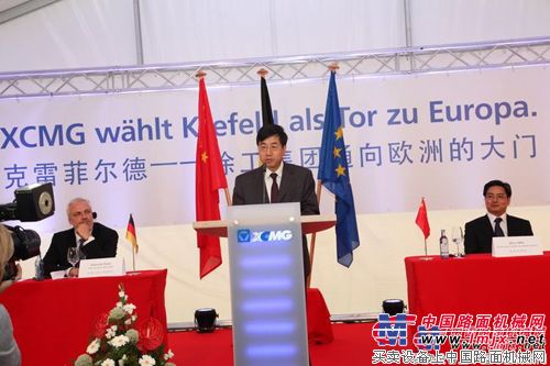 中国驻法兰克福领事馆副总领事王锡廷先生致辞