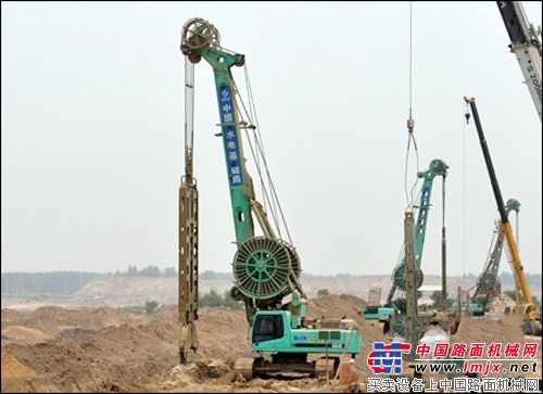 金泰SG旋挖钻机欢唱主角