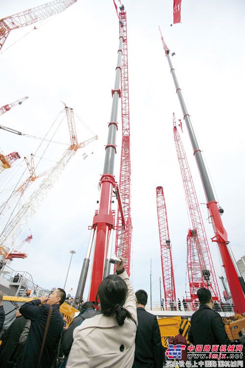 三一62米泵车进驻湖北摘得“华中第一泵”桂冠