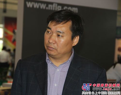 鄭州宏達：不走尋常路