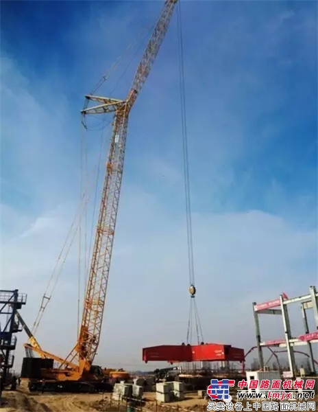 经典力作 行业高端--徐工履带起重机XGC260荣膺TOP50评委会奖