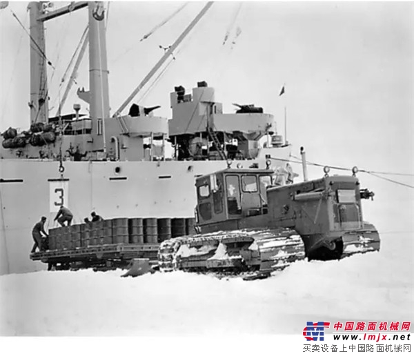 卡特彼勒穿越一个世纪的创新之路