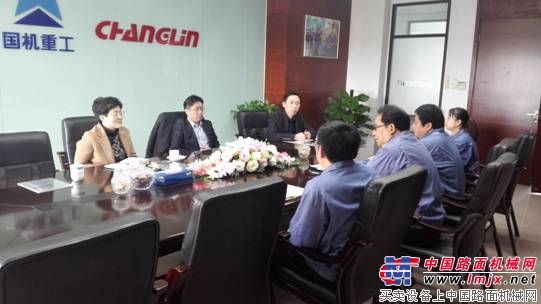 常州市商务局领导调研常林