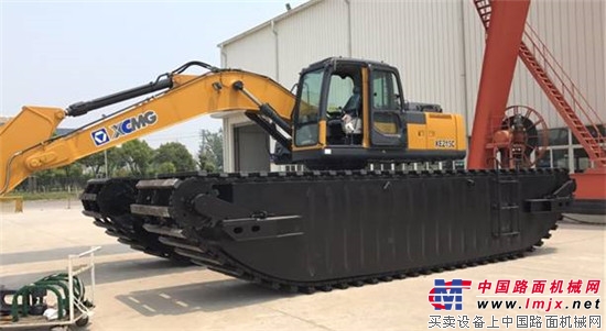 厉害！中国自主研发的水陆两栖挖掘机首次批量出口非洲 