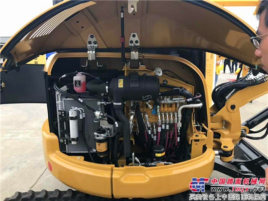 卡特彼勒迷你挖掘机在华销量突破两万台