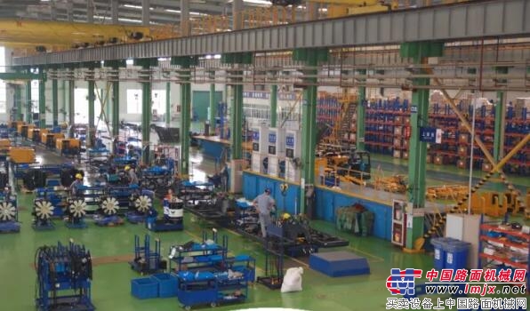 国机重工：出口白俄罗斯的35台挖掘机发车