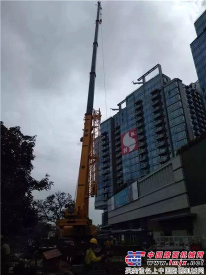 2017年最火爆的一款起重机，如今在香港大放异彩