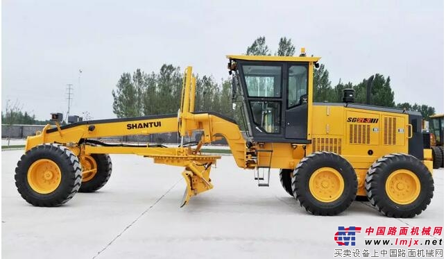 匠心智造·高效精准：山推SG21-3平地机